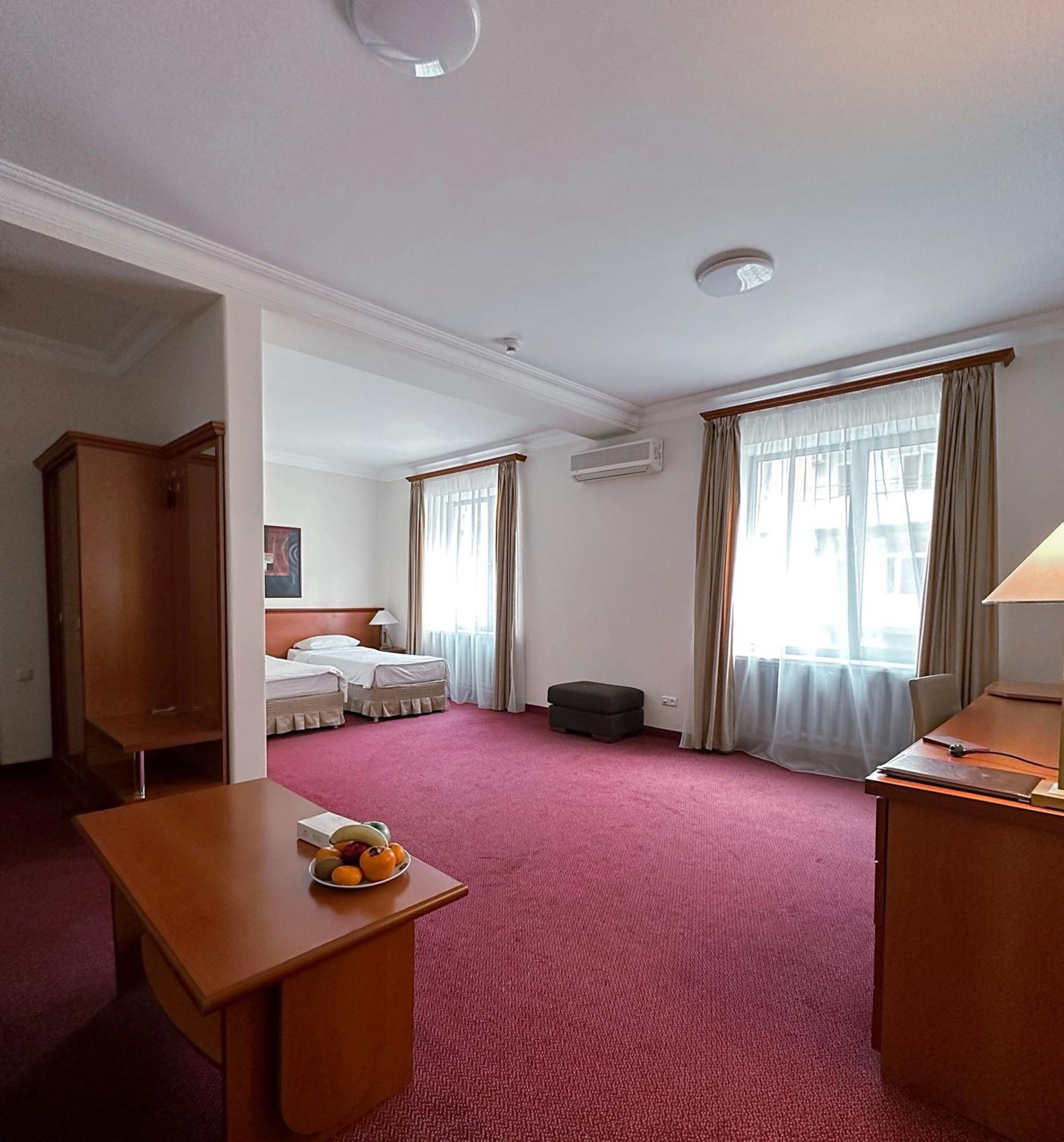 Aviatrans Hotel Jerevan Exteriér fotografie